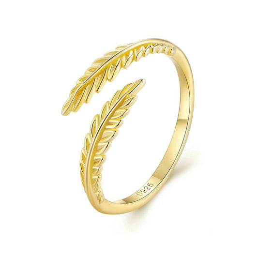 Ring with leaf shape